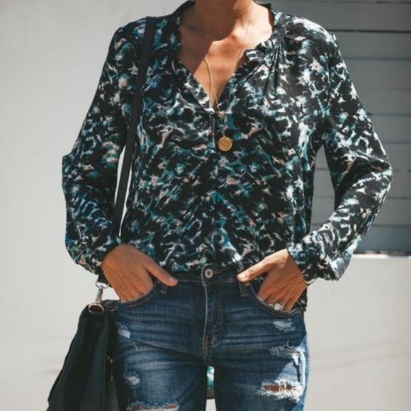 Ocean Wave Blouse Chiffon Silky - Picture 6 of 7